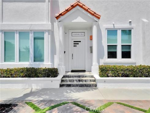 302 Huntington Street, Huntington Beach, CA