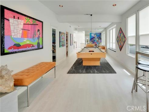 302 Huntington Street, Huntington Beach, CA