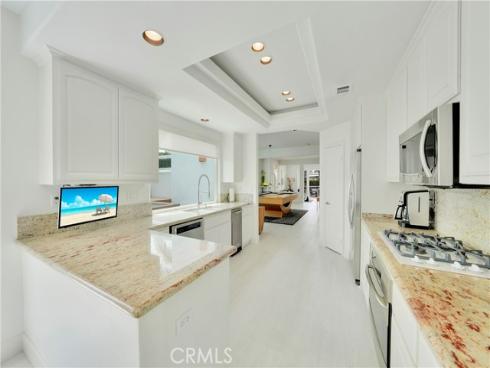 302 Huntington Street, Huntington Beach, CA