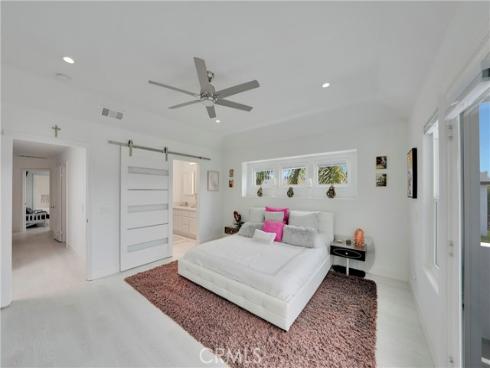 302 Huntington Street, Huntington Beach, CA