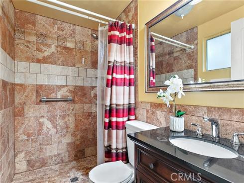 20672 Chaucer Lane, Huntington Beach, CA