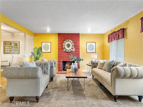 20672 Chaucer Lane, Huntington Beach, CA