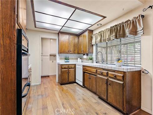 20672 Chaucer Lane, Huntington Beach, CA