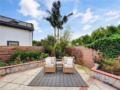 6916 Steeplechase Circle, Huntington Beach, CA
