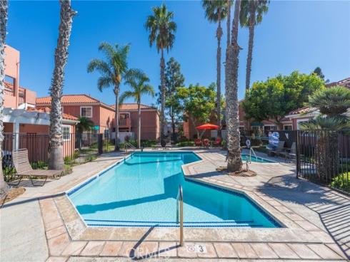 409 Utica 1A Avenue, Huntington Beach, CA