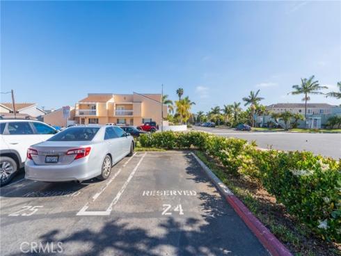 409  Utica  1A  Avenue, Huntington Beach, CA