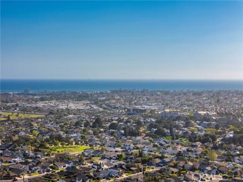 19931 Leecrest Lane, Huntington Beach, CA