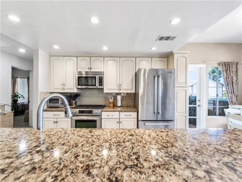 4591 Warner 105 Avenue, Huntington Beach, CA