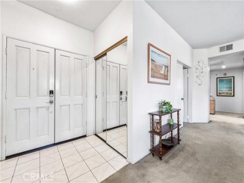 4591 Warner 105 Avenue, Huntington Beach, CA