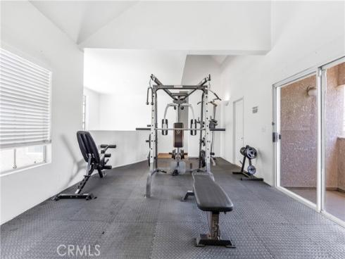 4591 Warner 105 Avenue, Huntington Beach, CA