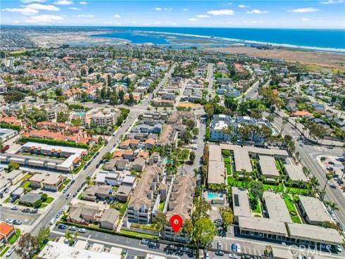 4591 Warner 105 Avenue, Huntington Beach, CA