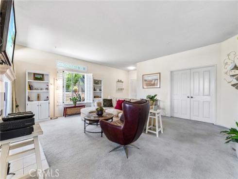 4591 Warner 105 Avenue, Huntington Beach, CA