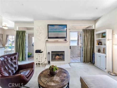 4591 Warner 105 Avenue, Huntington Beach, CA