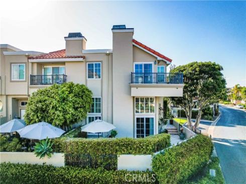 6062 Panorama Drive, Huntington Beach, CA