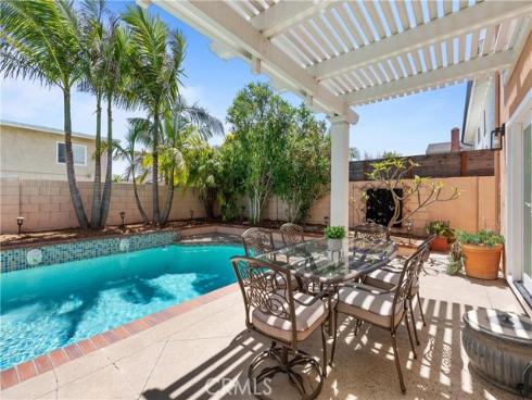 9852 Big Sur Drive, Huntington Beach, CA