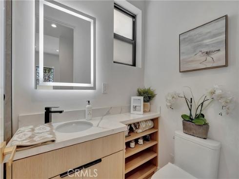 518 8th Street , Huntington Beach, CA