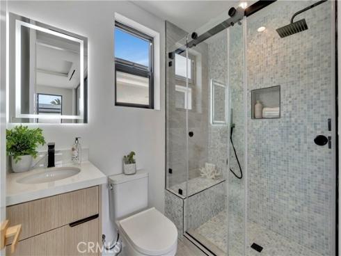 518 8th Street , Huntington Beach, CA