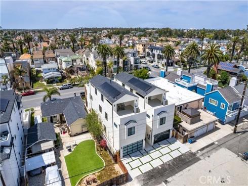 518 8th Street , Huntington Beach, CA