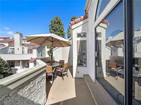 5145 Tortuga 207 Drive, Huntington Beach, CA