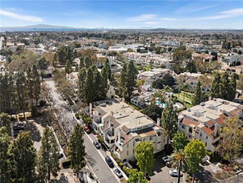 5145 Tortuga 207 Drive, Huntington Beach, CA