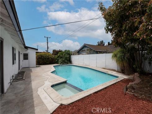 15821 Willett Lane, Huntington Beach, CA