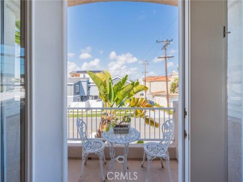 428 12th Street, Huntington Beach, CA