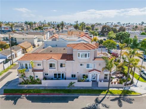 428 12th Street, Huntington Beach, CA