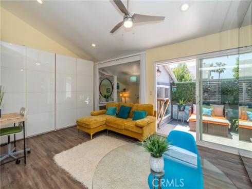 17072  Pacific Coast (#100)  202 , Huntington Beach, CA