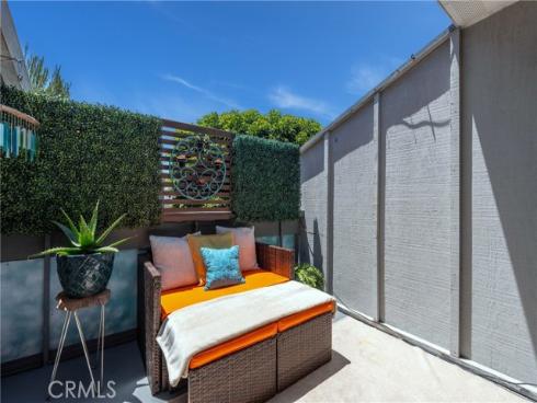 17072  Pacific Coast (#100)  202 , Huntington Beach, CA