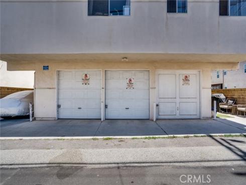 321 13th Street, Huntington Beach, CA