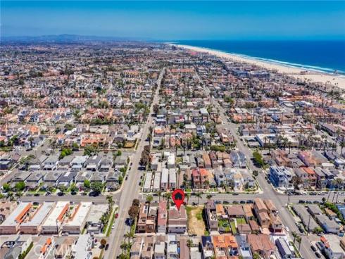 321 13th Street, Huntington Beach, CA