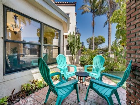 321 13th Street, Huntington Beach, CA