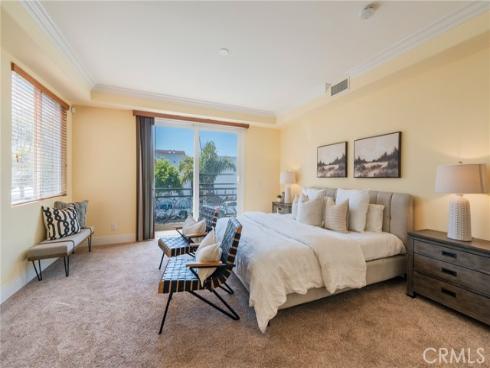 416 15th Street, Huntington Beach, CA