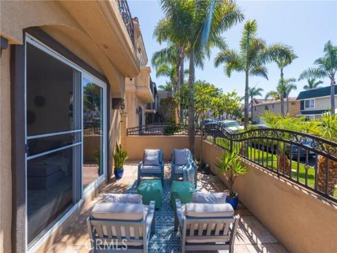 416 15th Street, Huntington Beach, CA