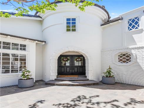 19365 Woodlands Drive, Huntington Beach, CA