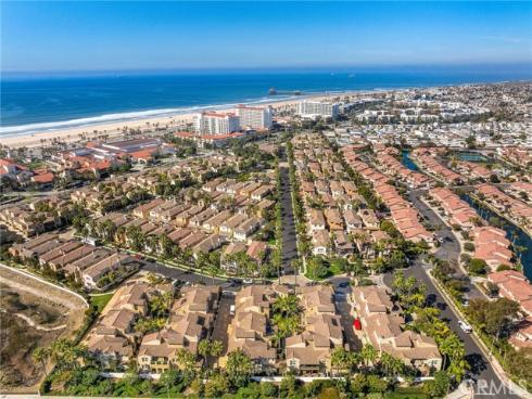 7988  Aldea   Circle, Huntington Beach, CA