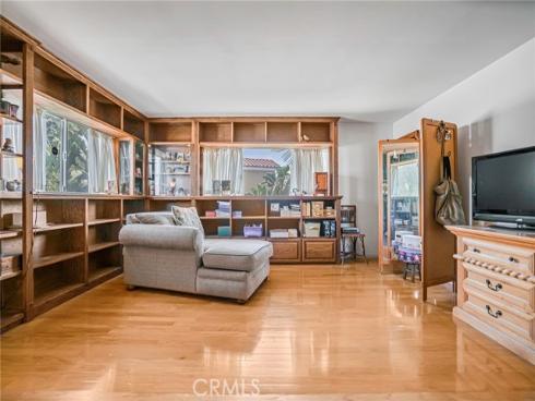 9522  Yellowstone   Drive, Huntington Beach, CA