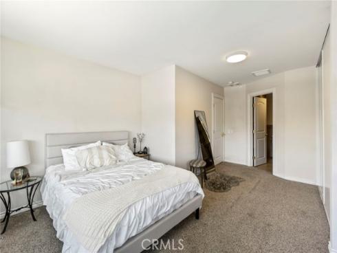 21041 Shaw Lane, Huntington Beach, CA