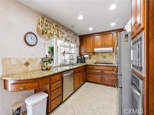 21041 Shaw Lane, Huntington Beach, CA