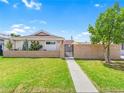17331 Newland Street, Huntington Beach, CA
