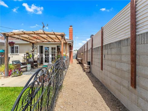 17331 Newland Street, Huntington Beach, CA