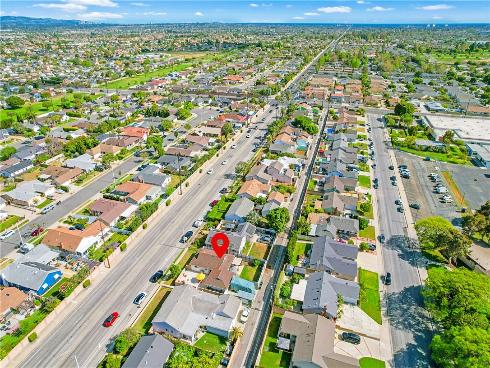 17331 Newland Street, Huntington Beach, CA