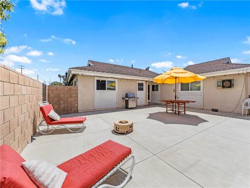 17331 Newland Street, Huntington Beach, CA