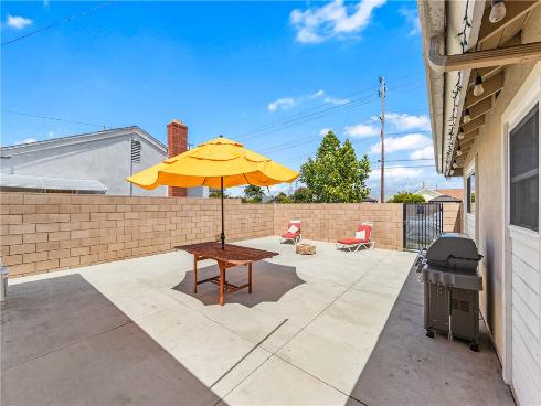 17331 Newland Street, Huntington Beach, CA