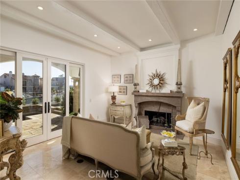 16111 Santa Barbara Lane, Huntington Beach, CA