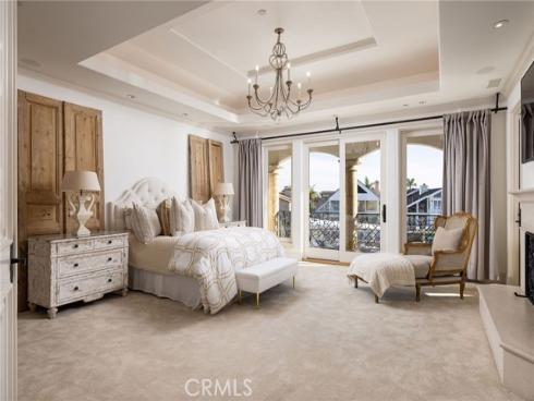 16111 Santa Barbara Lane, Huntington Beach, CA