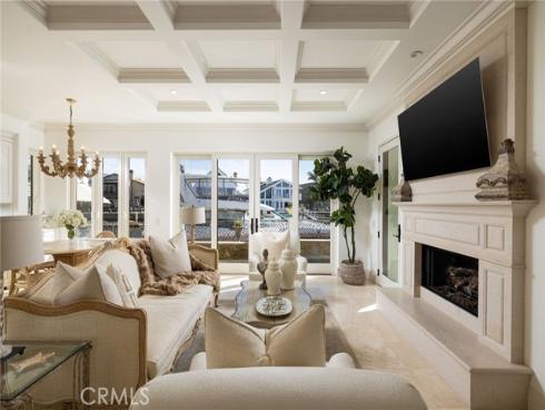 16111 Santa Barbara Lane, Huntington Beach, CA