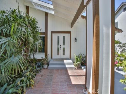 17041 Malta Circle, Huntington Beach, CA