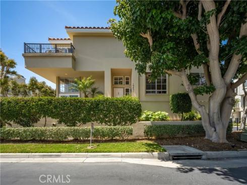 19431 Merion Circle, Huntington Beach, CA