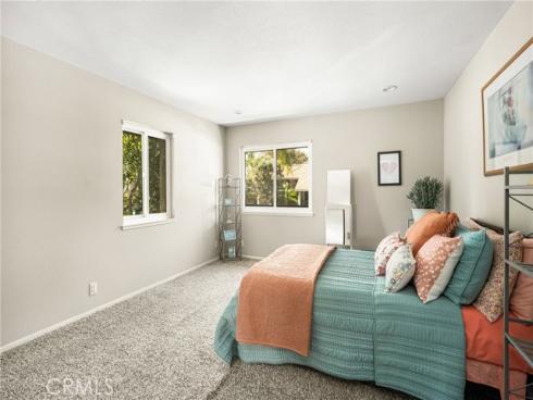 7648 Bay 201 Drive, Huntington Beach, CA